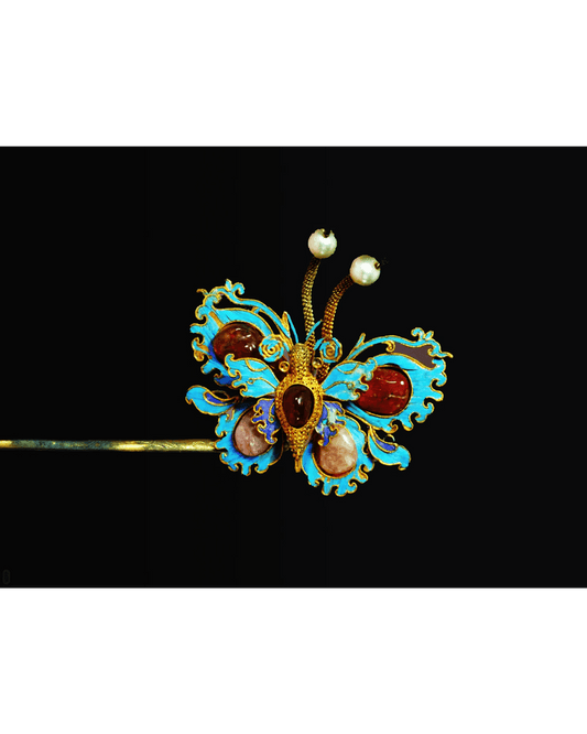 Dancing Butterflies: The Oriental Aesthetics and Cultural Beauty in Jewelry Design