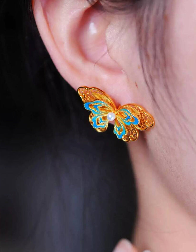 Huasi xiangqian pearl butterfly stud earrings in Chinese filigree craftsmanship