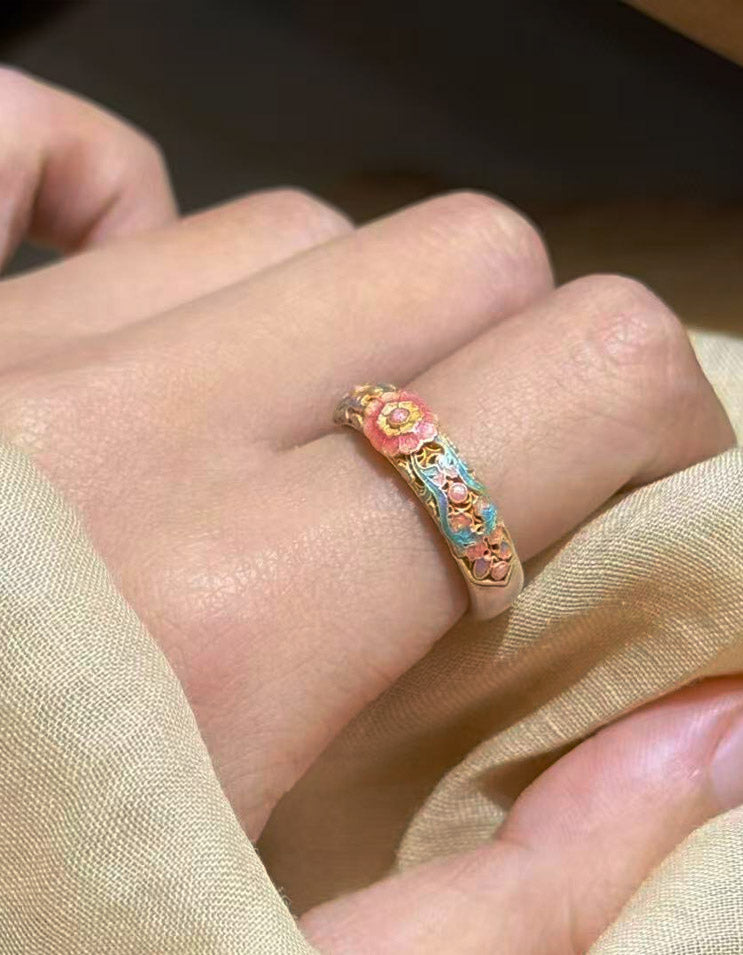 Model Wearing 999 Sterling Silver Adjustable Cloisonné Enamel Begonia Ring